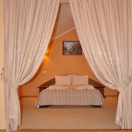 Focus Hotel 3*