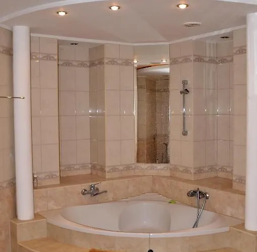 Hotel Focus 3*